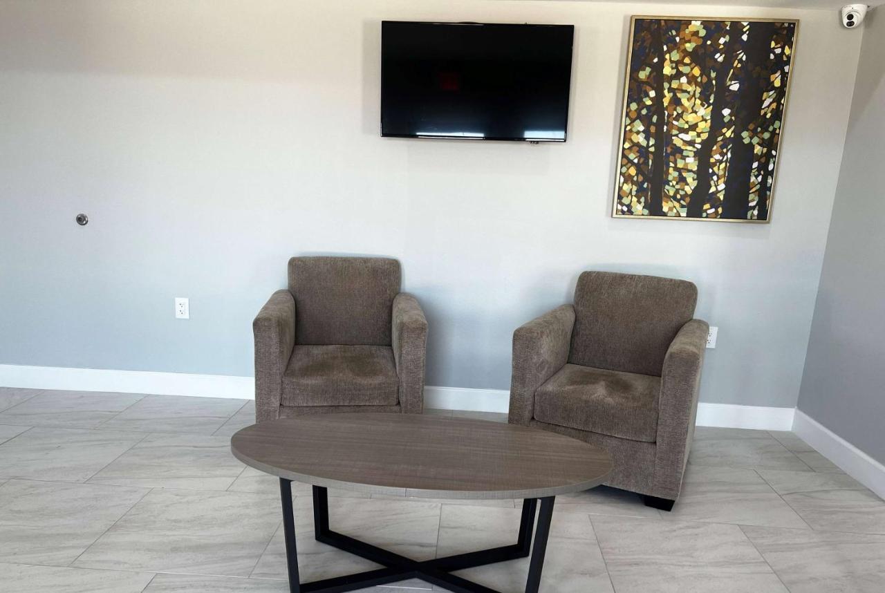 Baymont By Wyndham Texas 2*