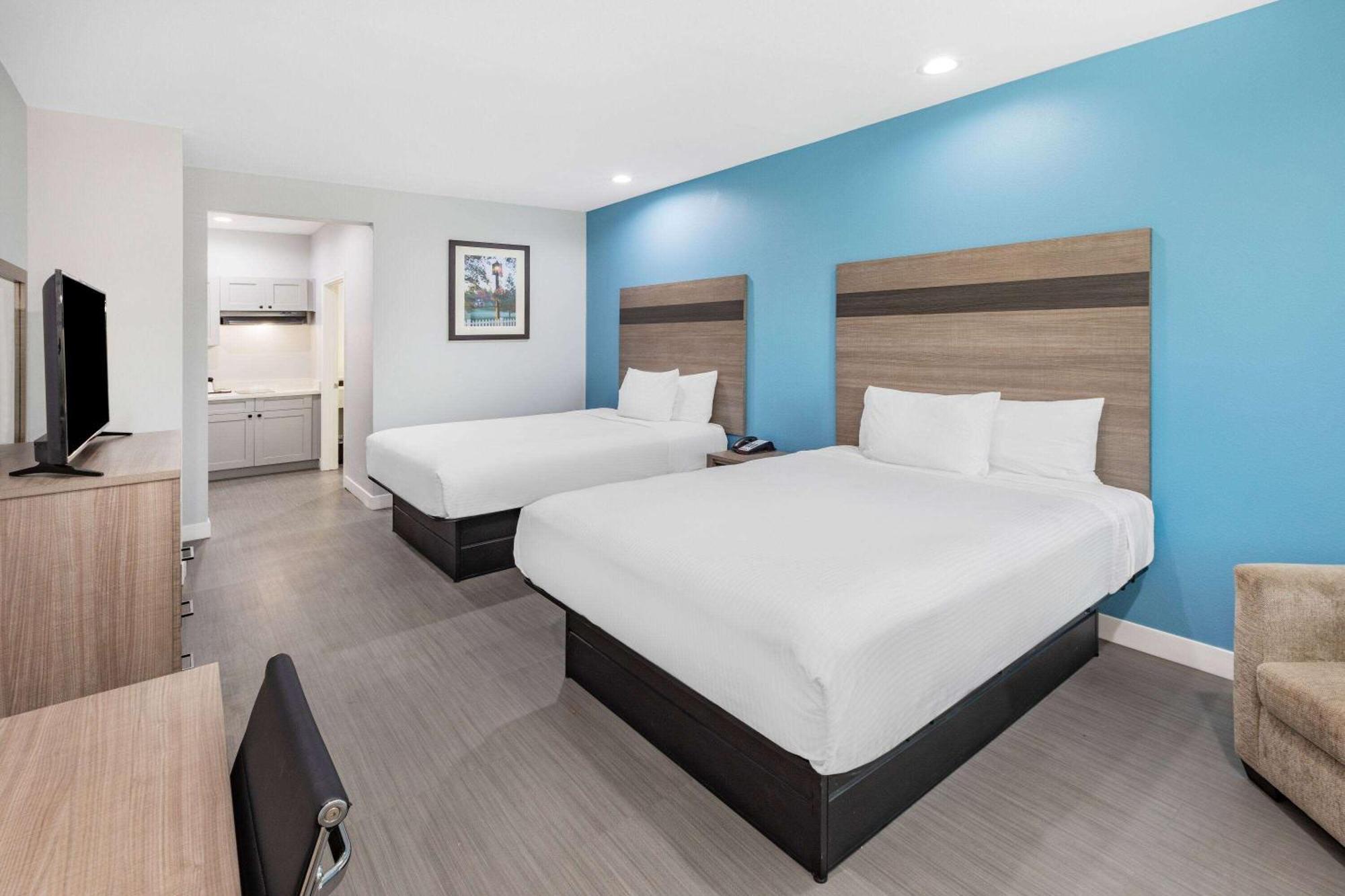 Baymont By Wyndham Texas 2*